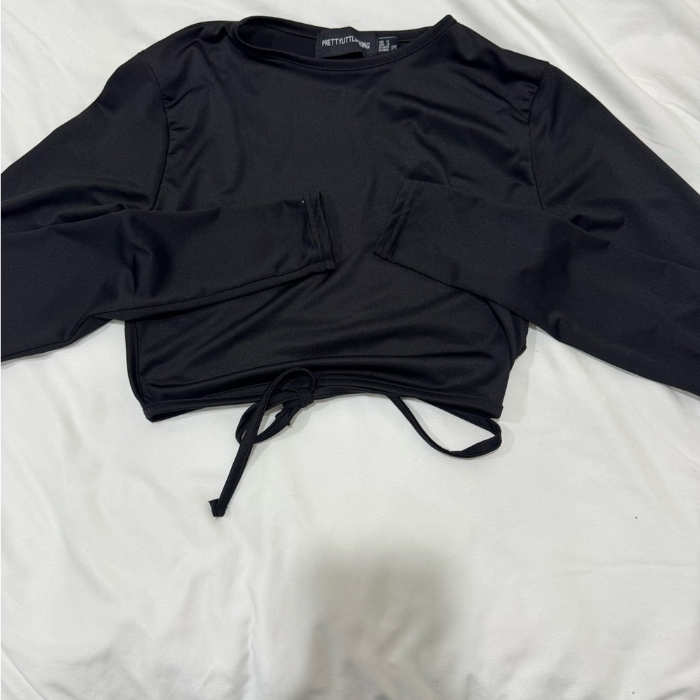 PrettyLittleThing Black Long Sleeve Tie Crop Top